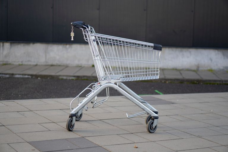 Shopping trolley